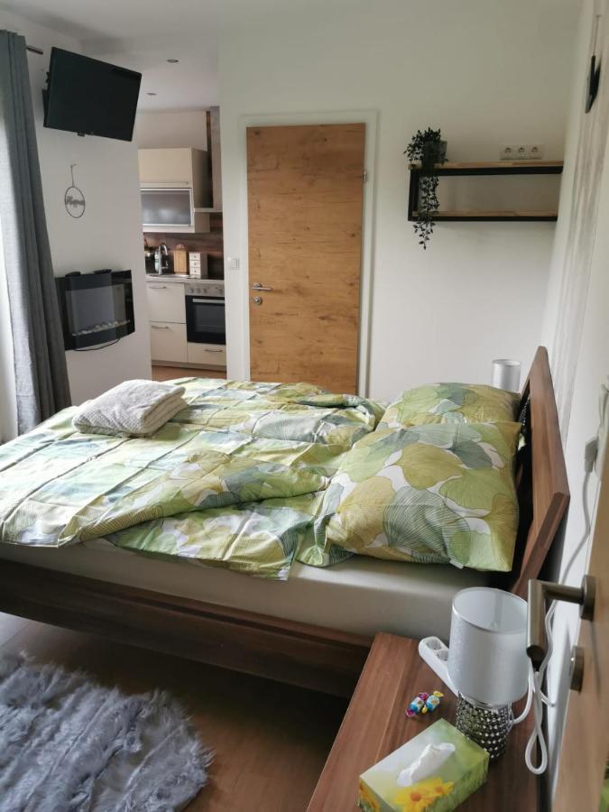 Homew4 - Tiny Apartment Hoheneich Exterior foto